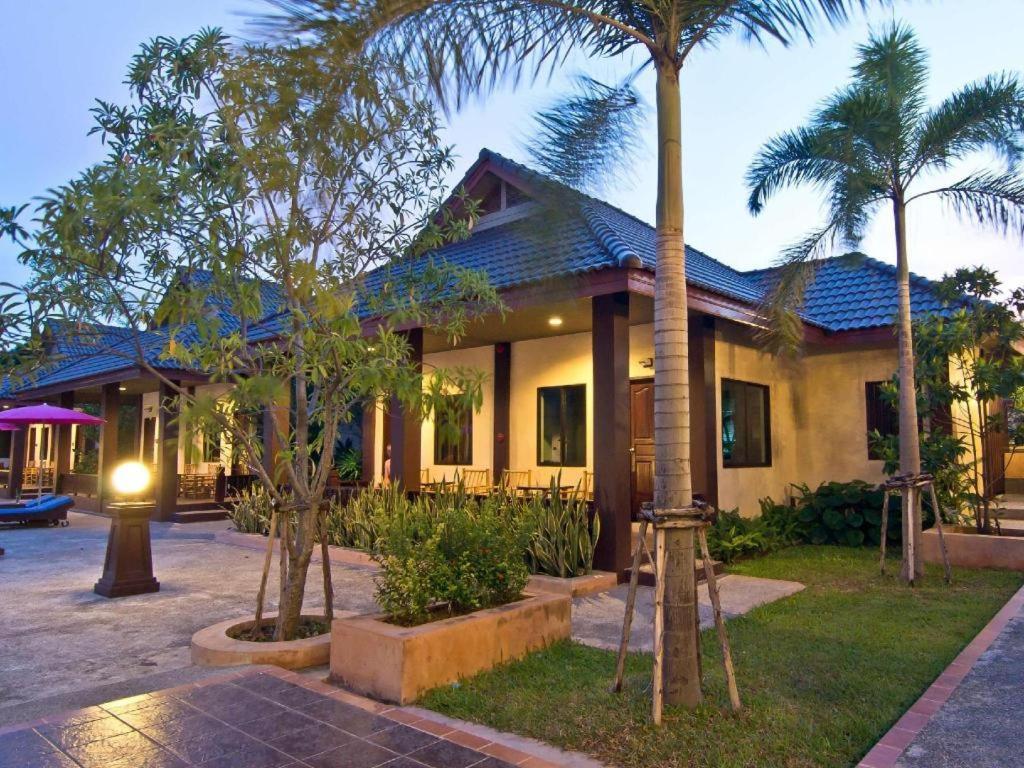 Rose Bay Resort Pattaya Dış mekan fotoğraf