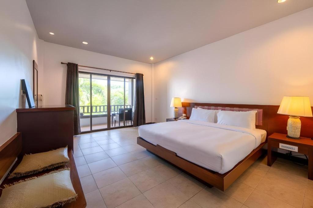 Rose Bay Resort Pattaya Dış mekan fotoğraf