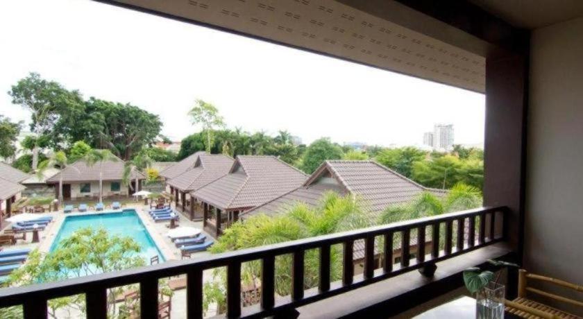Rose Bay Resort Pattaya Dış mekan fotoğraf